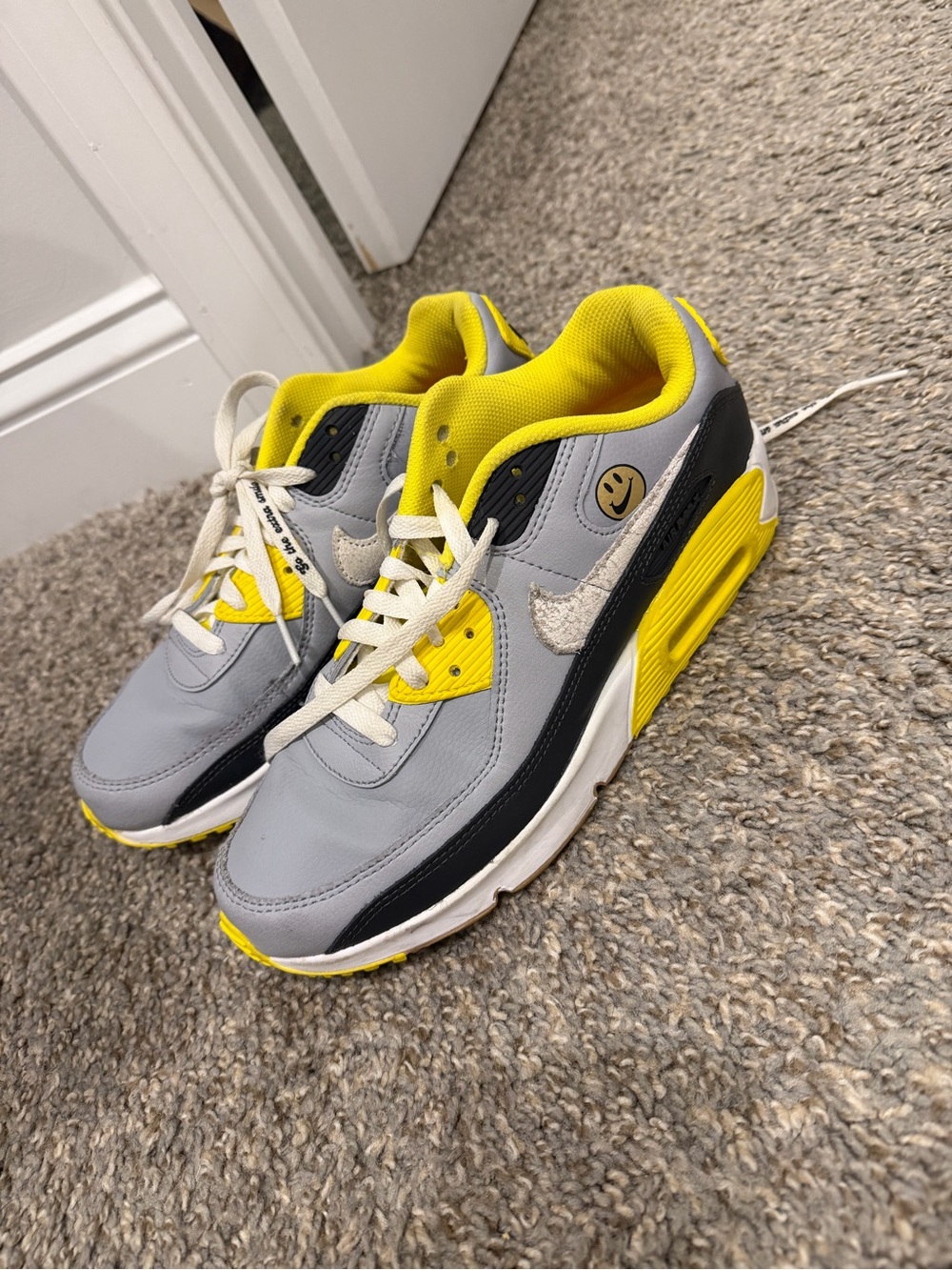 Nike grey and yellow low-top sneakers